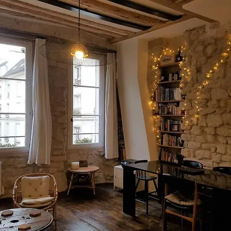 Luxe Appartement In Paris