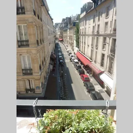 Luxe Appartement In Paris شقة باريس